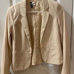 Cream blazer H&M great for an interview or work..